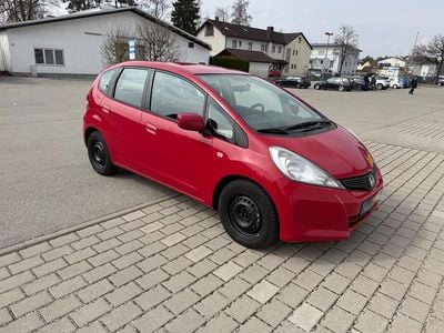 Gebraucht Honda Jazz 90 PS (66 kW) 2013 Rot Kleinwagen
