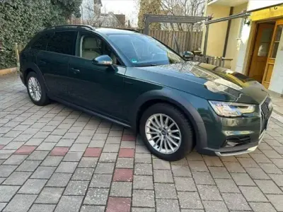 Gebraucht Audi A4 Allroad 218 PS (160 kW) 2017 Grün Kombi