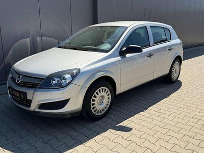 Usata Opel Astra 90 CV (66 kW) 2009 Argento Utilitaria