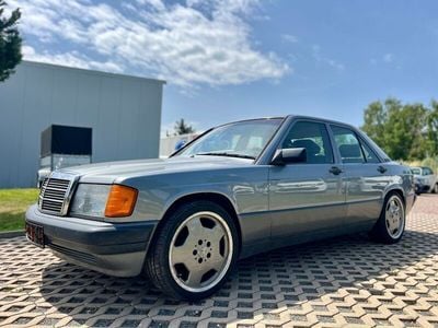 Gebraucht Mercedes 190 118 PS (86 kW) 1989 Grau Limousine