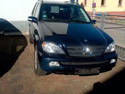 Mercedes ML270