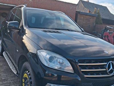 Usata Mercedes 350 256 CV (188 kW) 2011 Nero SUV