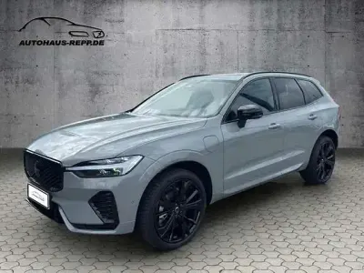 Gebraucht Volvo XC60 Plus 335 PS (246 kW) 2025 Grau SUV