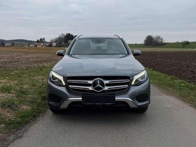 Gebraucht Mercedes GLC220 170 PS (125 kW) 2018 Selenitgrau  metalliclack SUV