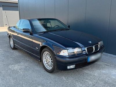 Gebraucht BMW 328 193 PS (141 kW) 1999 Blau Cabrio