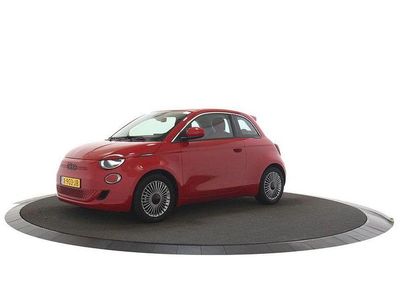 Gebraucht Fiat 500e Red 69 kW (95 PS) 2023 Rot