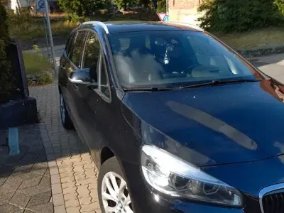 Gebraucht BMW 220 Gran Tourer 192 PS (141 kW) 2016 Schwarz Van / Kleinbus
