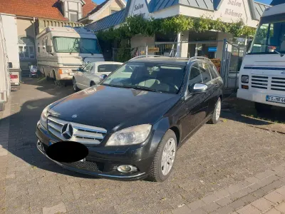 Gebraucht Mercedes C220 Avantgarde 170 PS (125 kW) 2009 Schwarz Kombi