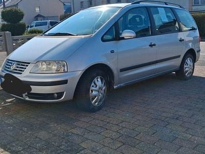Gebraucht VW Sharan Basis 116 PS (85 kW) 2004 Silber Van / Kleinbus