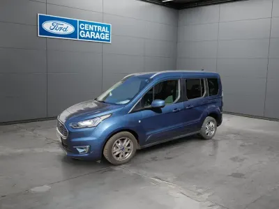 Gebraucht Ford Tourneo Titanium 120 PS (88 kW) 2021 Blau Van / Kleinbus
