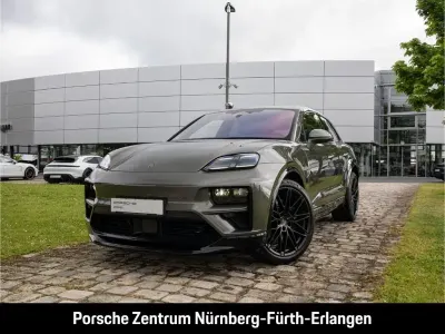 Gebraucht Porsche Macan Turbo 469 kW (639 PS) 2025 Aventuringrünmetallic SUV