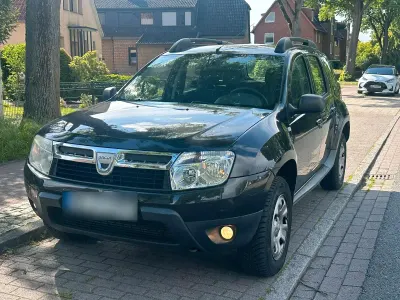 Gebraucht Dacia Duster 79 PS (58 kW) 2011 Schwarz SUV
