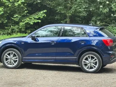Gebraucht Audi Q2 S-Line 110 PS (80 kW) 2023 Blau SUV