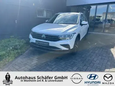 Gebraucht VW Tiguan United 150 PS (110 kW) 2020 Weiss SUV