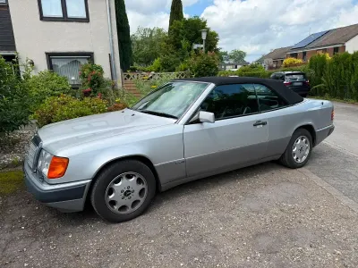 Gebraucht Mercedes 300 Sportline 220 PS (161 kW) 1992 Silber Cabrio