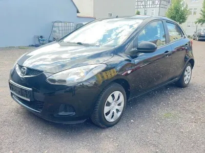 Gebraucht Mazda 2 75 PS (55 kW) 2009 Schwarz Kleinwagen