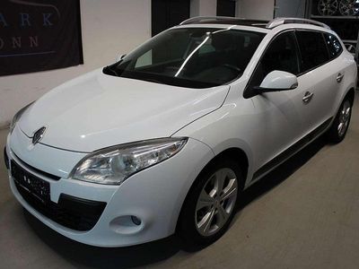 Gebraucht Renault Mégane GrandTour Dynamique 150 PS (110 kW) 2010 Gletscherweiss Kombi