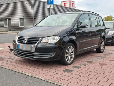 Schwarz Gebraucht 2007 VW Touran Van / Kleinbus | 4.200 € (Etwas zu teuer)