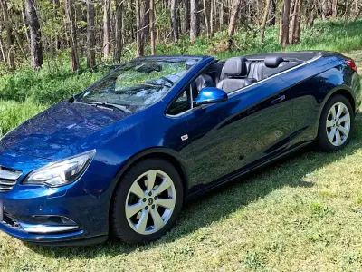 Occasion Opel Cascada Innovation 165 ch (121 kW) 2013 Bleue Cabriolet