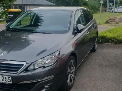 Gebraucht Peugeot 308 SW 131 PS (96 kW) 2016 Grau Kombi