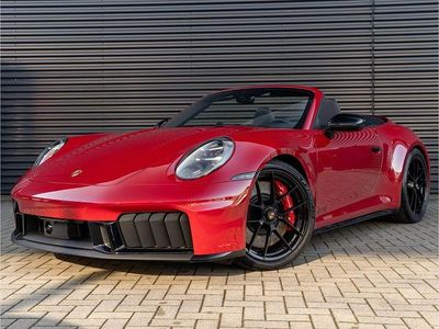 Neu Porsche 911 Carrera GTS 541 PS (397 kW) 2025 Rot Cabrio