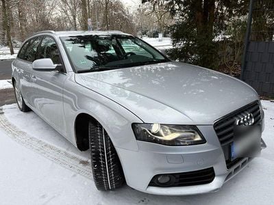 Silber Gebraucht 2012 Audi A4 Ambition Kombi | 8.000 € (Fairer Preis)