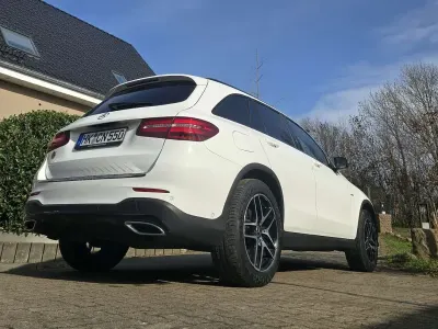 Gebraucht Mercedes GLC250 AMG line 204 PS (150 kW) 2017 Weiß SUV