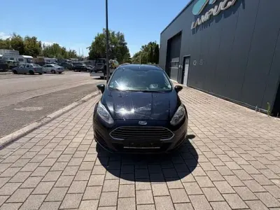 Gebraucht Ford Fiesta Trend 80 PS (58 kW) 2013 Schwarz Limousine