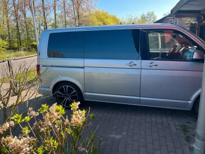 Używany VW Caravelle 131 KM (96 kW) 2007 Srebrny Van