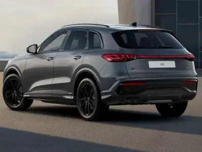 Nuova Audi Q5 S-Line 204 CV (150 kW) 2026 Grigio SUV