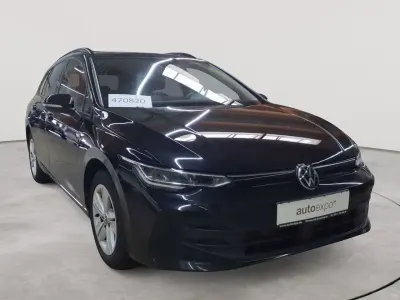 Gebraucht VW Golf VIII Life 150 PS (110 kW) 2025 Grenadillschwarz metallic Kombi