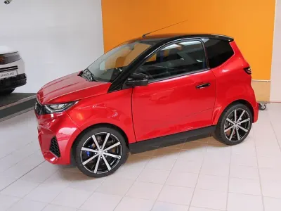Nuova Aixam AMBITION GTO 2026 Rosso Utilitaria