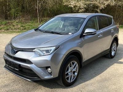Gebraucht Toyota RAV4 Hybrid Executive 197 PS (144 kW) 2017 Silber SUV