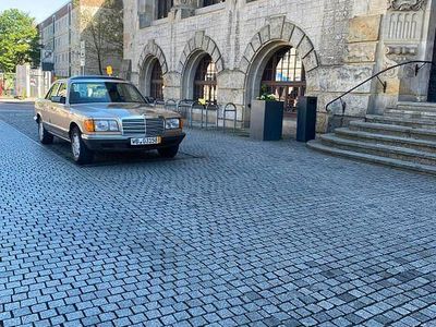 Beige Gebraucht 1982 Mercedes 280 SE Limousine | 20.602 €