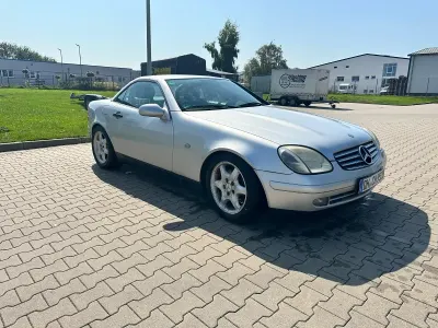 Gebraucht Mercedes SLK200 136 PS (100 kW) 1997 Silber Cabrio