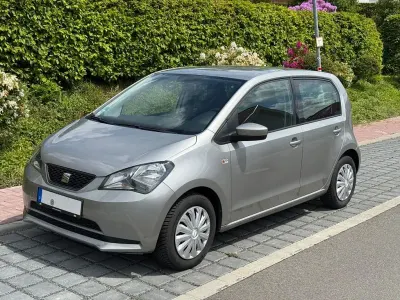 Używany Seat Mii Style 60 KM (44 kW) 2018 Srebrny Hatchback
