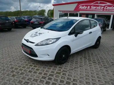 Gebraucht Ford Fiesta Ambiente 60 PS (44 kW) 2012 Weiß Limousine