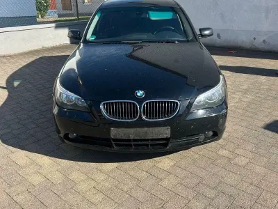 Gebraucht BMW 525 Performance 177 PS (130 kW) 2006 Schwarz Kombi