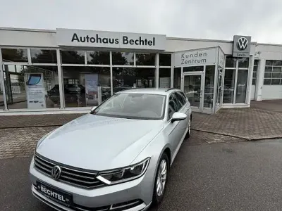 Gebraucht VW Passat 150 PS (110 kW) 2017 Silber Limousine