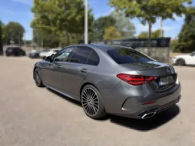 Gebraucht Mercedes C200 AMG 204 PS (150 kW) 2022 Grau Limousine