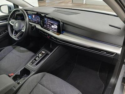 Gebraucht VW Golf VIII Life 150 PS (110 kW) 2022 Grau Kombi