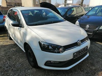 Gebraucht VW Polo Trendline 75 PS (55 kW) 2015 Weiß