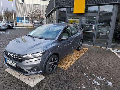 Gebraucht Dacia Sandero Journey 101 PS (74 kW) 2025 Dolomitgrau Limousine