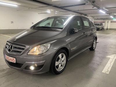 Mercedes B180