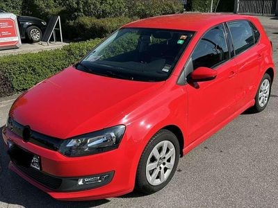 Gebraucht VW Polo Trendline 75 PS (55 kW) 2013 Rot Kleinwagen