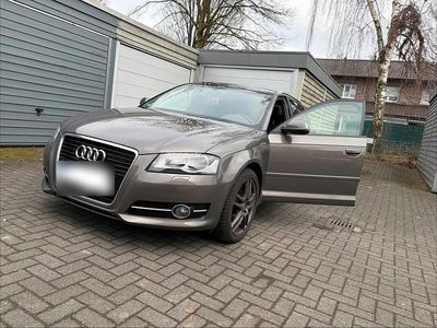 Gebraucht Audi A3 Design 125 PS (91 kW) 2012 Grau Kleinwagen