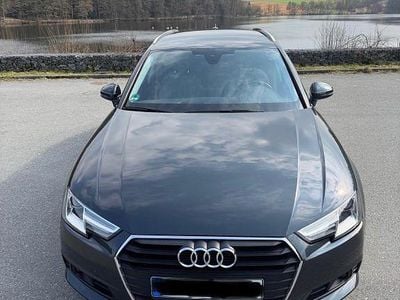 Gebraucht Audi A4 150 PS (110 kW) 2017 Grau Kombi