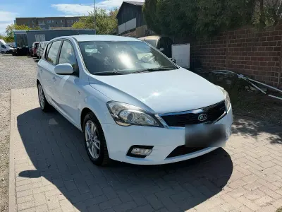 Brugt Kia Ceed 105 HK (77 kW) 2012 Hvid Hatchback
