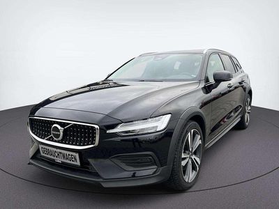 Gebraucht Volvo V60 CC 197 PS (144 kW) 2023 Grau Kombi