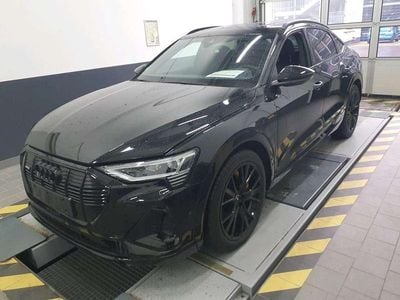 Mythosschwarz metallic Gebraucht 2022 Audi e-tron Sportback Black Edition SUV | 39.910 € (Guter Preis)